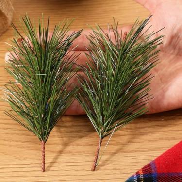 Imagem de 15 peças, mini agulhas artificiais de pinheiro, enfeite de Natal, guirlanda de Natal, haste de pinheiro, decoração de plantas, tamanho pequeno, 11 x 7 cm