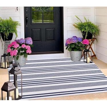 Imagem de BUAGETUP Tapete azul e branco para uso externo, 9,5 x 1,5 m de algodão, lavável, listrado, frontal/externo, tapete de chão para casa de fazenda/tapetes de porta em camadas/sala de estar