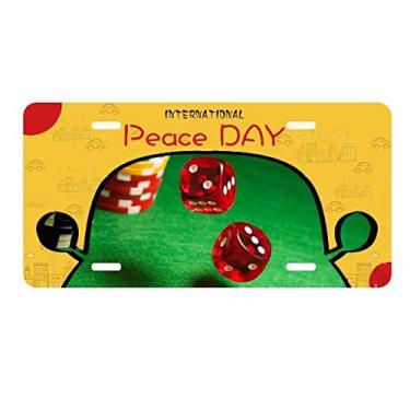 Imagem de Placa de licença para foto de mesa verde com chips de dados para decoração de carro Dia da Paz
