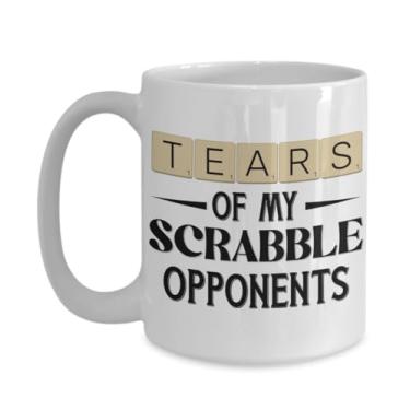 Imagem de Caneca Scrabble Tears of My Opponents Ideia engraçada de aniversário de Natal para jogadores de jogos de tabuleiro 11 ou 425 g. Novidade branca xícara de café de cerâmica para homens e mulheres