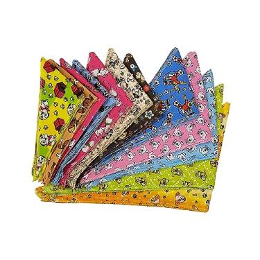 Imagem de Pacote com 60 bandanas sortidas para cães e tosadores