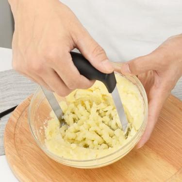 Imagem de Espremedor de batatas de aço inoxidável, ferramenta de cozinha durável com design fácil de limpar
