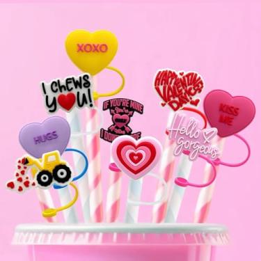 Imagem de 9 peças de capas aleatórias de canudo - tampas reutilizáveis de palha de amor de coração para copos Stanley, presentes ideais para acessórios de festa dos namorados