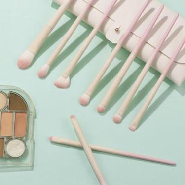 Imagem de Conjunto de 9 pincéis de maquiagem, novo pincel corretivo de sombra, pincel delineador, adequado para qualquer visual de maquiagem.