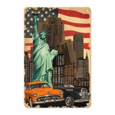 Imagem de AOYEGO New York City Placa de carro de latão, bandeira americana de arranha-céus automotivo de viagem Estátua de liberdade vintage de metal placas de lata para cafeterias bares Pubs loja parede decorativa engraçada placas retrô 20,32 x 30,48 cm