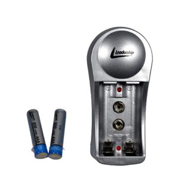 Imagem de Carregador Para Pilhas Palito Com 2 Pilhas Aaa Leadership