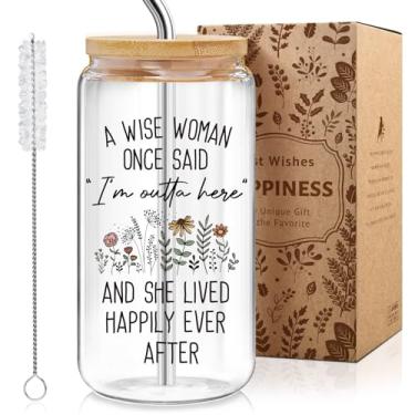 Imagem de MOREYUYEE Copo de vidro de aposentadoria para mulheres - I'm Outta Here, copo de 473 ml com tampa e canudo, presentes para colega de trabalho aposentada, enfermeira, chefe, mãe, amigos, avó, irmã