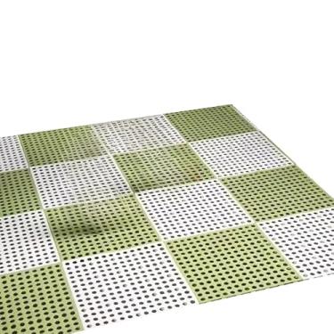 Imagem de Tapete modular emborrachado box banheiro antiderrapante vestiário 30x30cm tapete antiderrapante banheiro Impermeável e Resistente(branco+verde,14)