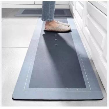 Imagem de Tapete Antiderrapante Premium, Cinza, 60x40cm, Super Absorvente, Material Sintético Ecológico, Hipoalergênico, Design Minimalista, para Banheiro, Cozinha e Piscina