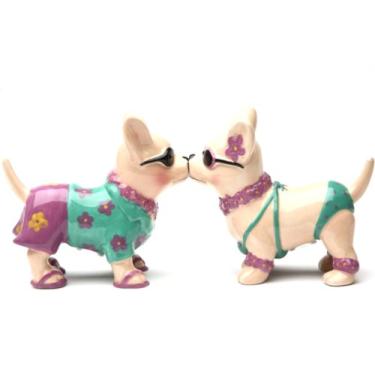 Imagem de Chihuahua Beach Style 3 1/2" de altura salpicadores magnéticos de sal e pimenta