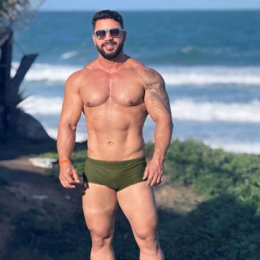Imagem de Sunga Masculina Hoggi Wear Listrada Ou Lisa Moda Praia, Verde militar,