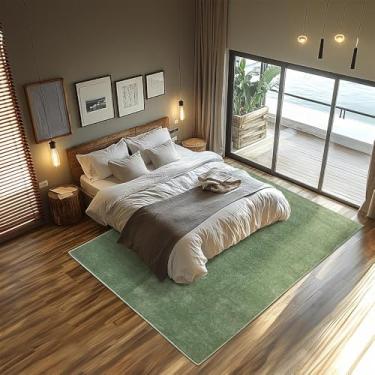 Imagem de Tapetes São Carlos – Tapete Tufting Ecletik Verde Selva | Liso em Polipropileno com Toque Suave e Proteção UV | Antialérgico, Lavável e Acolhedor p/Sala | 1,5cm x 1,5m x 20m