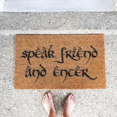 Imagem de Capacho Gather Somewhere Else, Capacho De Outono, Capacho Fuy, Tapete De Boas-vindas Fuy, Capacho Go Away Fuy Tapete De Porta Personalizado, Speak Friend and Enter, 20"x26"