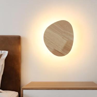 Imagem de Arandelas de parede modernas e minimalistas, lâmpada de parede LED com luz de fundo de madeira de 19 cm ou sem fio, 8W, 700LM luminárias de parede com brilho branco quente para quarto, decoração de