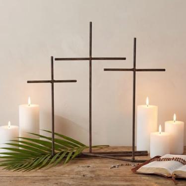 Imagem de Frienda Prego de metal religioso da Páscoa, três cruzes, 20 x 23 cm, crucifixo de mesa de metal marrom envelhecido, cruz para mesa de escritório em casa religiosa, presentes cristãos