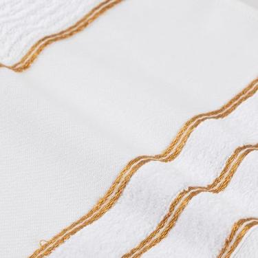 Imagem de Kit 6 Toalhas Lavabo Social de Mão p/Bordar Toalhinha Manicure Mão e Pé Fitness Academia Escolar 50x30cm 100% Algodão 400g/m² Barrado Ponto Russo Fio Dourado (BRANCO)