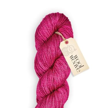 Imagem de Woolweave Fio de seda merino – Mistura luxuosa tingida à mão de 75% lã de merino e 25% seda – Peso DK, novelo de 100 g, 200 jardas – fio macio, brilhante e elegante para tricô e crochê