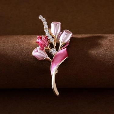 Imagem de Broche floral chique incrustado com detalhes de strass e pérola sintética, broche floral brilhante para vestidos, suéteres e ternos, perfeito para casamentos, festas e eventos formais, rosa