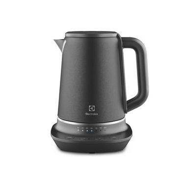 Imagem de Chaleira Elétrica Electrolux Inox Preta Expert com Tecnologia PerfectSense EKP70