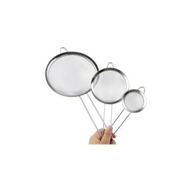 Imagem de Peneira de Cozinha em Aço Inox, 20cm de Diâmetro, Cabo Longo, Malha Fina, Ideal para Líquidos e Secos, Resistente e Durável
