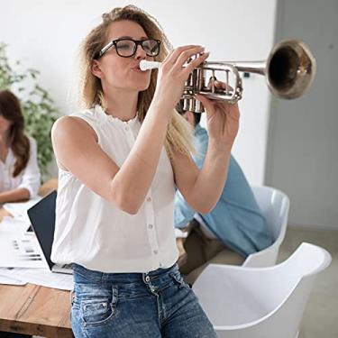 Imagem de Bocal de trompete para estudantes e profissionais, estrutura de metal durável com tampa ABS, acessórios de desempenho de tom brilhante, melhora a clareza do som e a ressonância (branco)