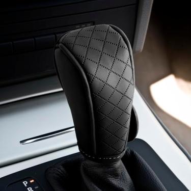 Imagem de vvag Capa de alavanca de câmbio de carro de couro, capa de alça antiderrapante para proteção de alavanca de câmbio, protetor universal de carro acessórios internos para a maioria dos carros, SUVs