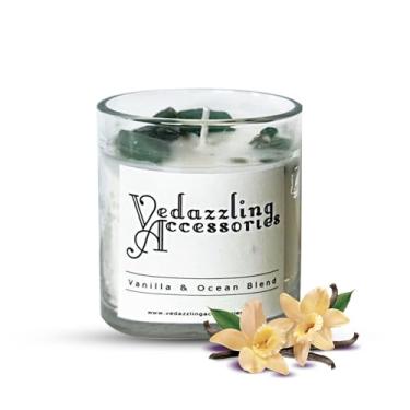 Imagem de Vela Vedazzling Vanilla Ocean Blend com pedras preciosas, 473 ml, pavio duplo, tempo de queima de 50 horas, despejada à mão em Nova York, sem parafina, ecológica