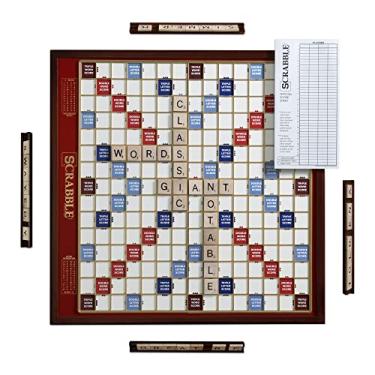 Imagem de Scrabble Giant Deluxe Edition com placa de madeira rotativa