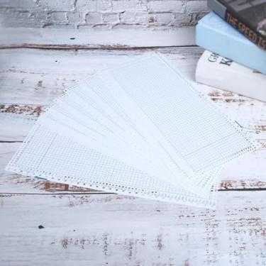 Imagem de Luqeeg Cartão Perfurado para Máquina de tricô Cartão Perfurado Profissional Durável de 24 Pontos para Acessórios de Máquina de tricô para Entusiastas de KH821 KH831 KH851 KH860