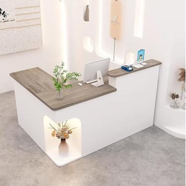 Imagem de Mesa de balcão de recepção moderna, mesa de balcão de recepção em forma de L com gavetas e prateleiras de armazenamento, recepção de madeira para recepção, balcão de varejo para salão de beleza e