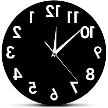 Imagem de VENEZIANA Relógio de parede para decoração de casa, relógio reverso preto e branco de 30 cm, relógio de parede para trás, design moderno, números reversos, relógio de parede para sala de estar,