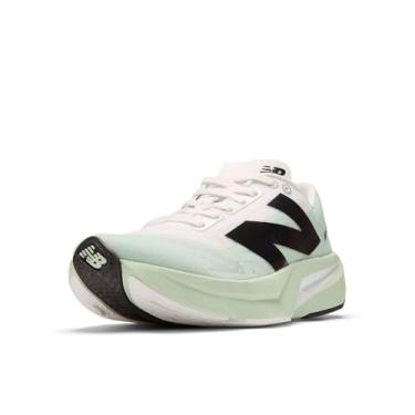 Imagem de New Balance FuelCell Rebel V4 Tênis de corrida feminino, Cinza de argila/branco/preto, 36
