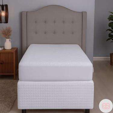 Imagem de Protetor de Colchão Casal Branco Antiácaros Respirável e Lavável (Solteiro)