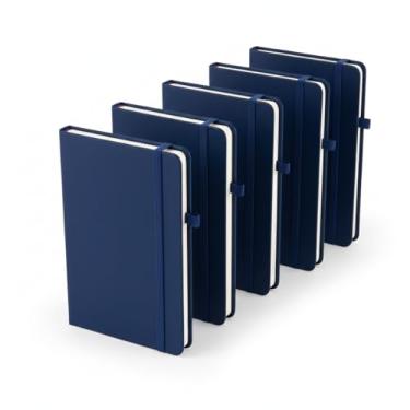 Imagem de Caderno de anotações com elástico no tamanho A5, suporte para caneta, capa dura em material sintético, miolo 80 folhas pautadas na cor bege. Caderno A5 Capa em PU (21x14,5) (5, Azul)