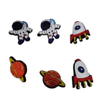 Imagem de Pins Botons para  sandalias Crocs  Modelo Astronauta