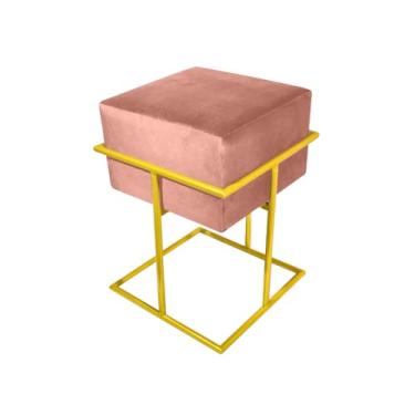 Imagem de Puff Decorativo Quadrado Base De Ferro Dourada Tecido Veludo Rosê