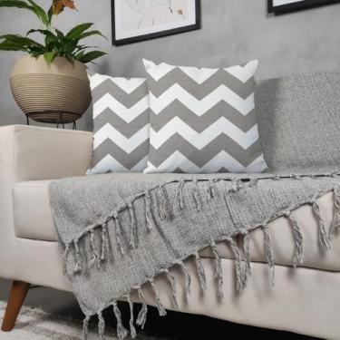Imagem de Genérico, Kit Manta Para Sofá Cinza + 2 Capas De Almofada Com Zíper Cor:04