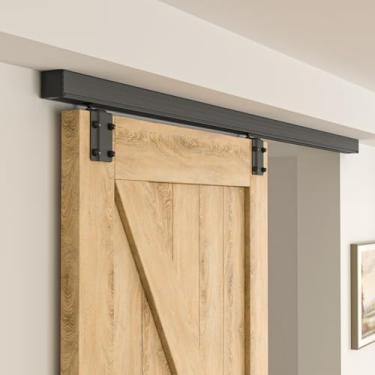 Imagem de FLYVLIEG Kit de trilho de porta de celeiro deslizante resistente, kit de ferragens de porta de celeiro para porta de celeiro de teto para porta única, fácil instalação, 2 pés (sem porta)