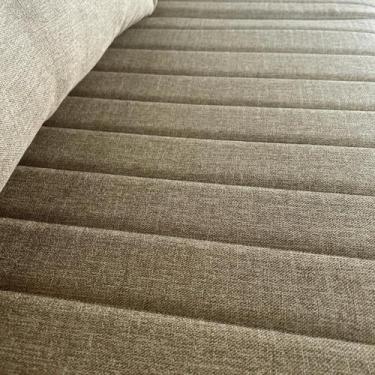 Imagem de Sofá de Canto Leona Gold Bom Pastor, Linho Bege