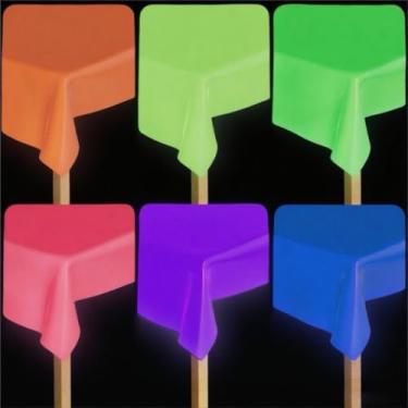 Imagem de Artigos de festa que brilham no escuro, 6 pacotes de toalhas de mesa de plástico neon brilham, toalhas de mesa neon fluorescentes reativas à luz negra para decoração de aniversário e casamento