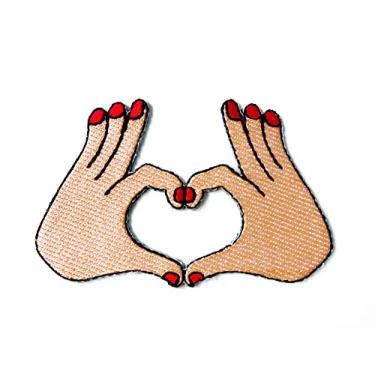 Imagem de PLpatch símbolo de amor mão coração símbolo bonito desenho animado logotipo 1 costura ferro em aplique bordado emblema emblema emblema traje roupas