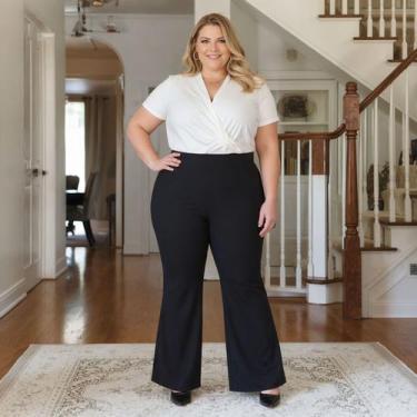 Imagem de Calça Feminina Tamanho Plus Size Flare Cintura Alta Boca Sino Bolsos A