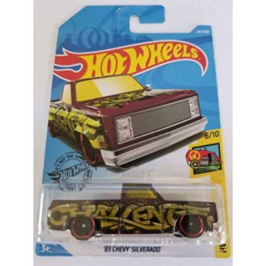 Imagem de Hot Wheels 2019 Hw Art Cars '83 Chevy Silverado, 247/250 Maroon