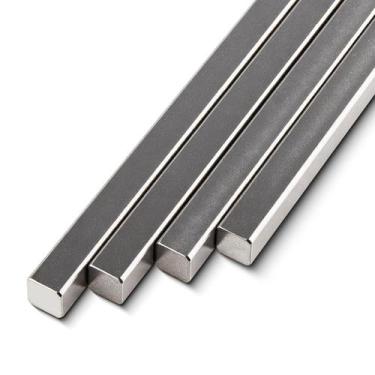 Imagem de Barra quadrada de aço Rocaris A36 laminada a quente 8 mm x 8 mm x 30 c
