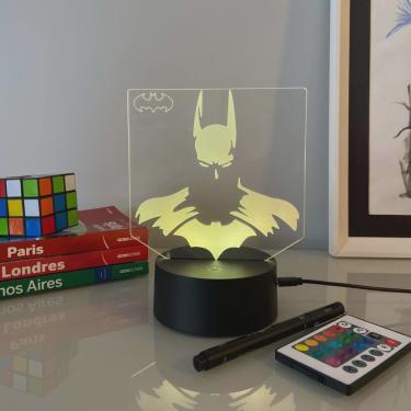Imagem de Luminária Abajur Decoração De Mesa Em Acrílico 3d - Led 16 Cores - Batman 6