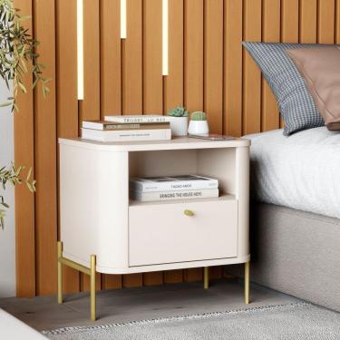 Imagem de Mesa de Cabeceira Curva Tucupí Slim com Pés e Puxador de Metal OffWhite/Dourado