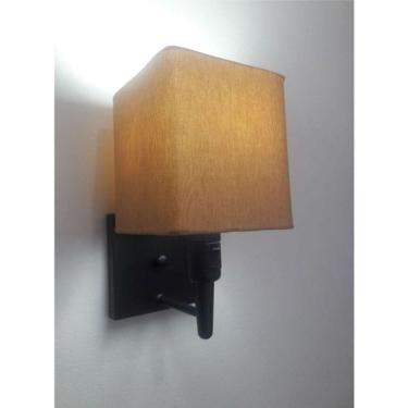 Imagem de Arandela Quadrada Vivare Md-2019 Base Preto Com Interruptor Cúpula Em Tecido - Bivolt Preta-palha 127-220v