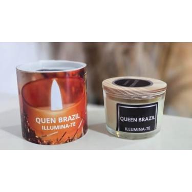 Imagem de Kit Natalino Queen Illumina-te – Magia da Lareira | 3 Velas Aromáticas Artesanais (Hortelã, Scandal e Maçã com Canela)