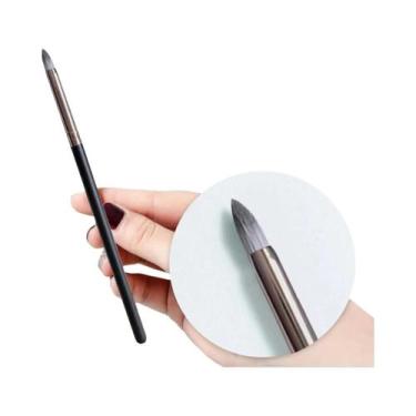 Imagem de Pincel Angulado Para Corretivo: Maquiagem De Precisão Para a Área Dos 
