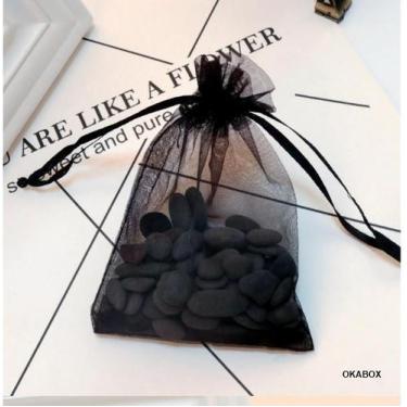 Imagem de 100 Saquinho de organza tule preto 7x9 com fita cetim - OKABOX